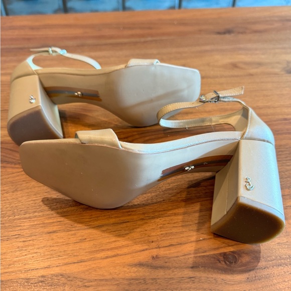 Sam Edelman Daniella Block Heel Sandal - Picture 6 of 6